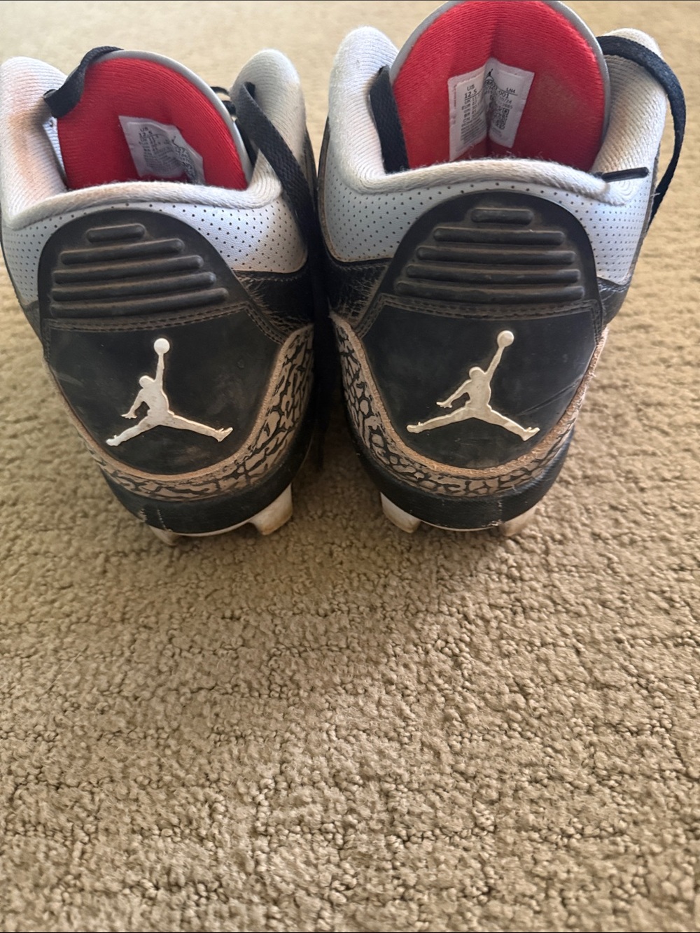 Jordan Men's Black, White & Red Athletic Cleats with Elephant Print size 12.5 - Picture 5 of 5
